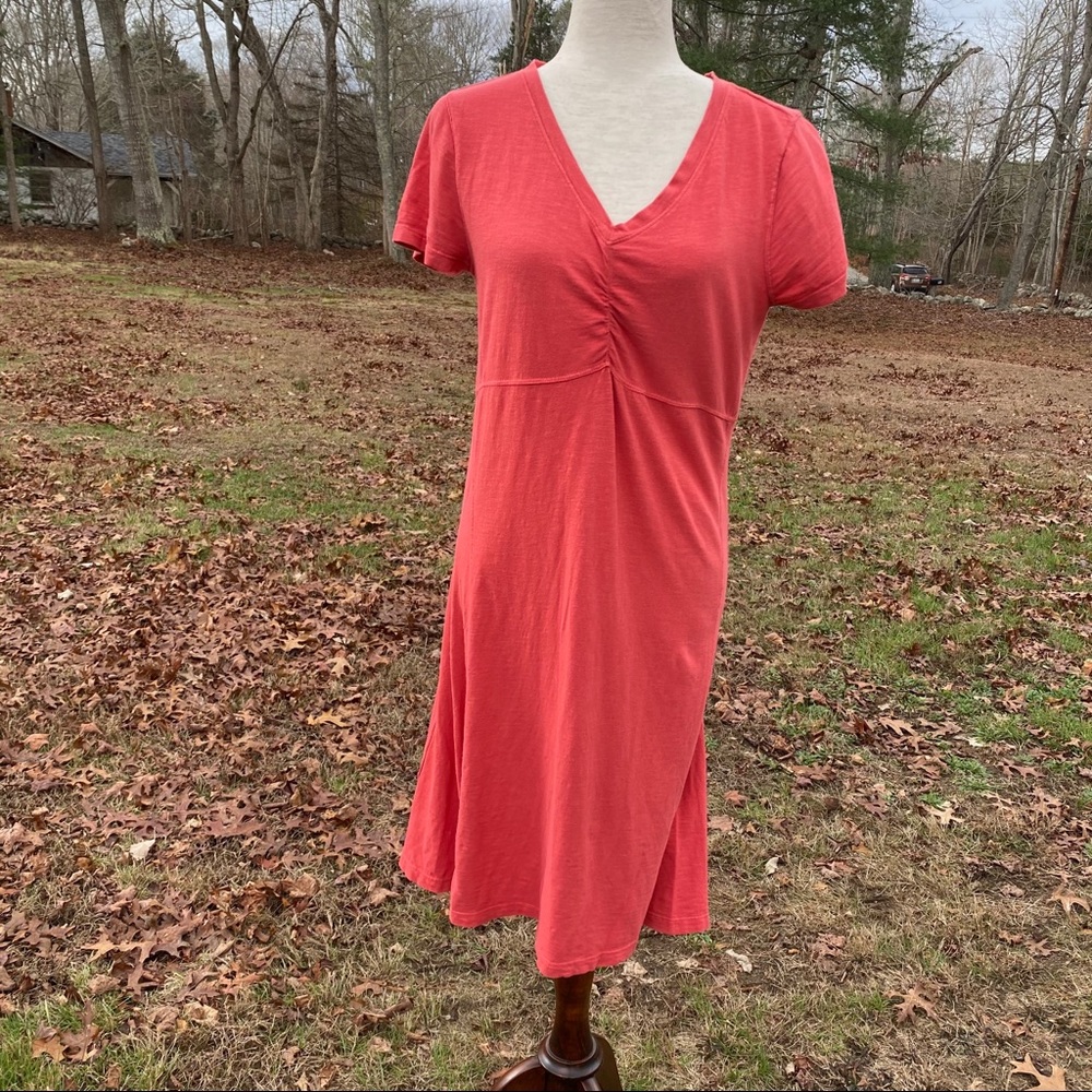 CABELA’S DRESS SHORT SLEEVE V-NECK PINK TEE Size SMALL